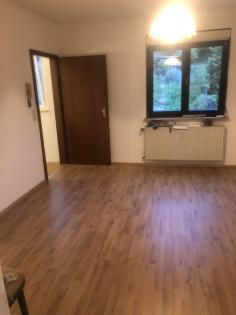 Püttlingen 2 Zimmer Küche Bad